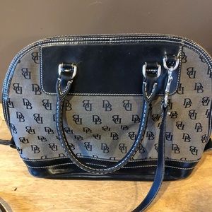 Used Dooney Bourke signature purse